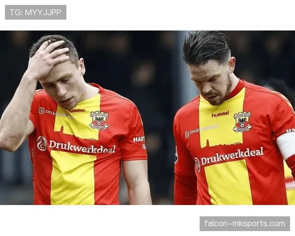 阿贾克斯防守数据亮眼,稳固后防成球队战绩提升关键 阿贾克斯防守数据亮眼,稳固后防成球队战绩提升关键