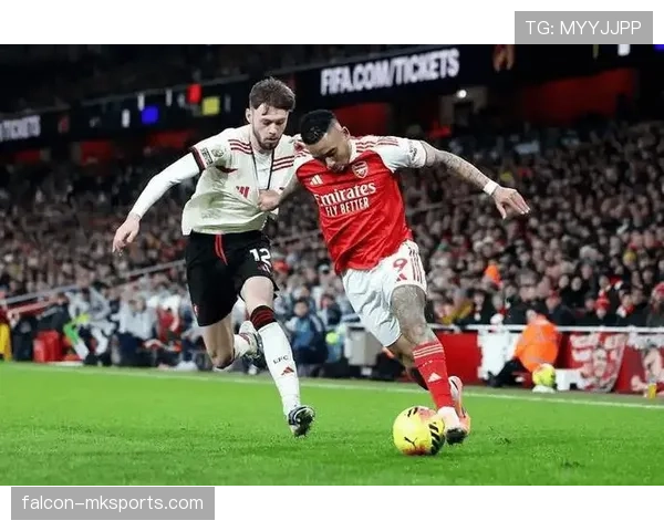 英超焦点:延森助攻连连,球队争冠前景值得关注 英超焦点:延森助攻连连,球队争冠前景值得关注