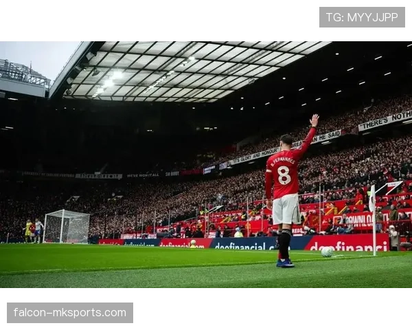 曼联进攻失效原因聚焦空间与连接崩塌，阶段性表现受限对赛季走势形成制约